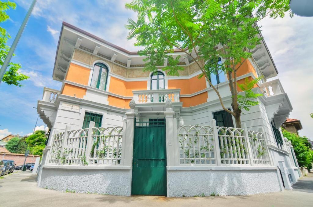 Italianway - Villa Massari 22 Milaan Buitenkant foto